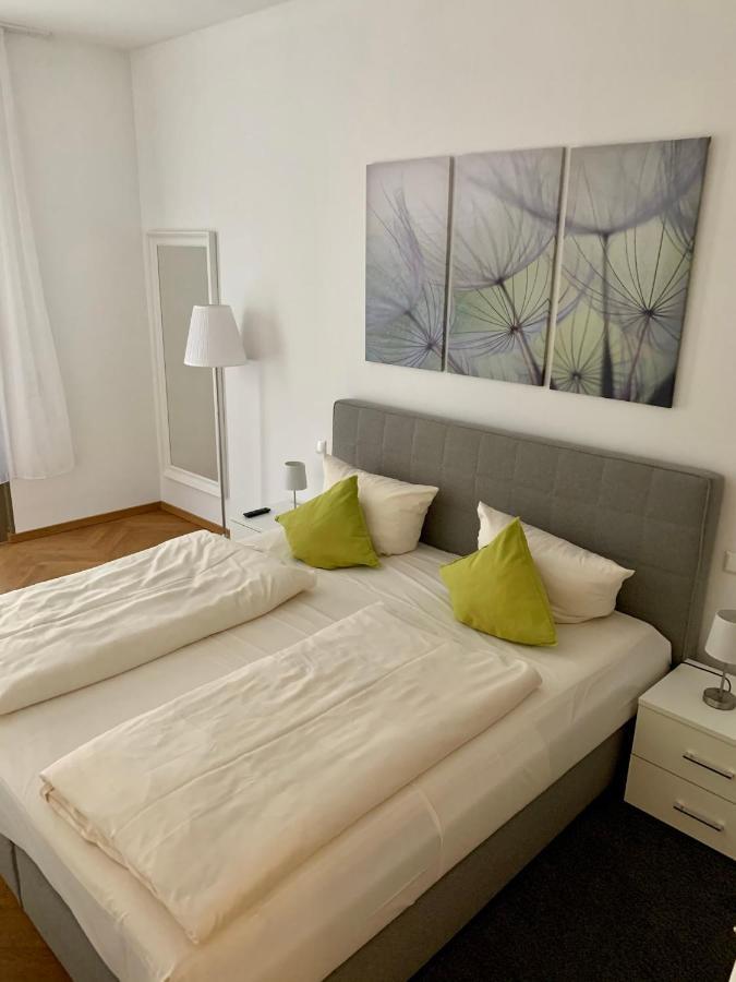 Familienapartment An Der Frauenkirche Dresda Esterno foto