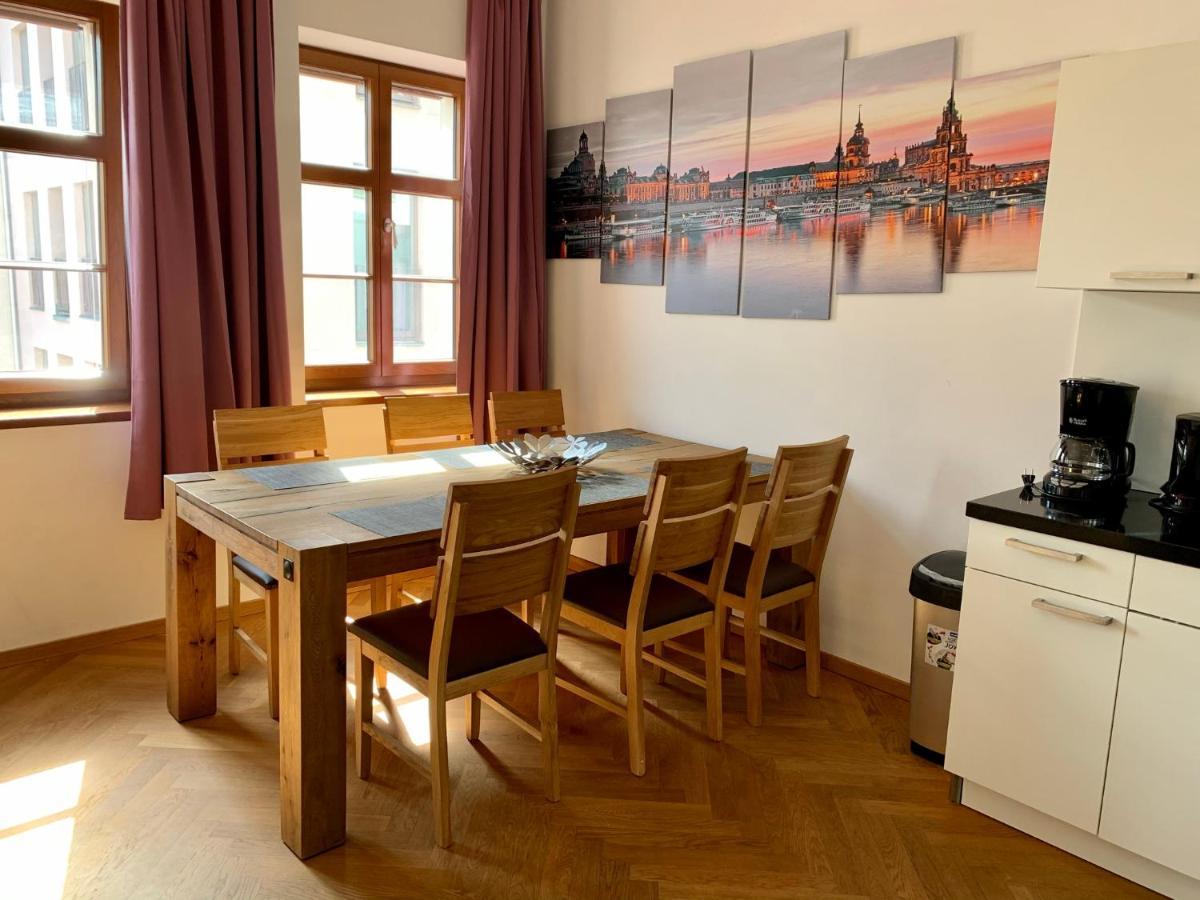 Familienapartment An Der Frauenkirche Dresda Esterno foto