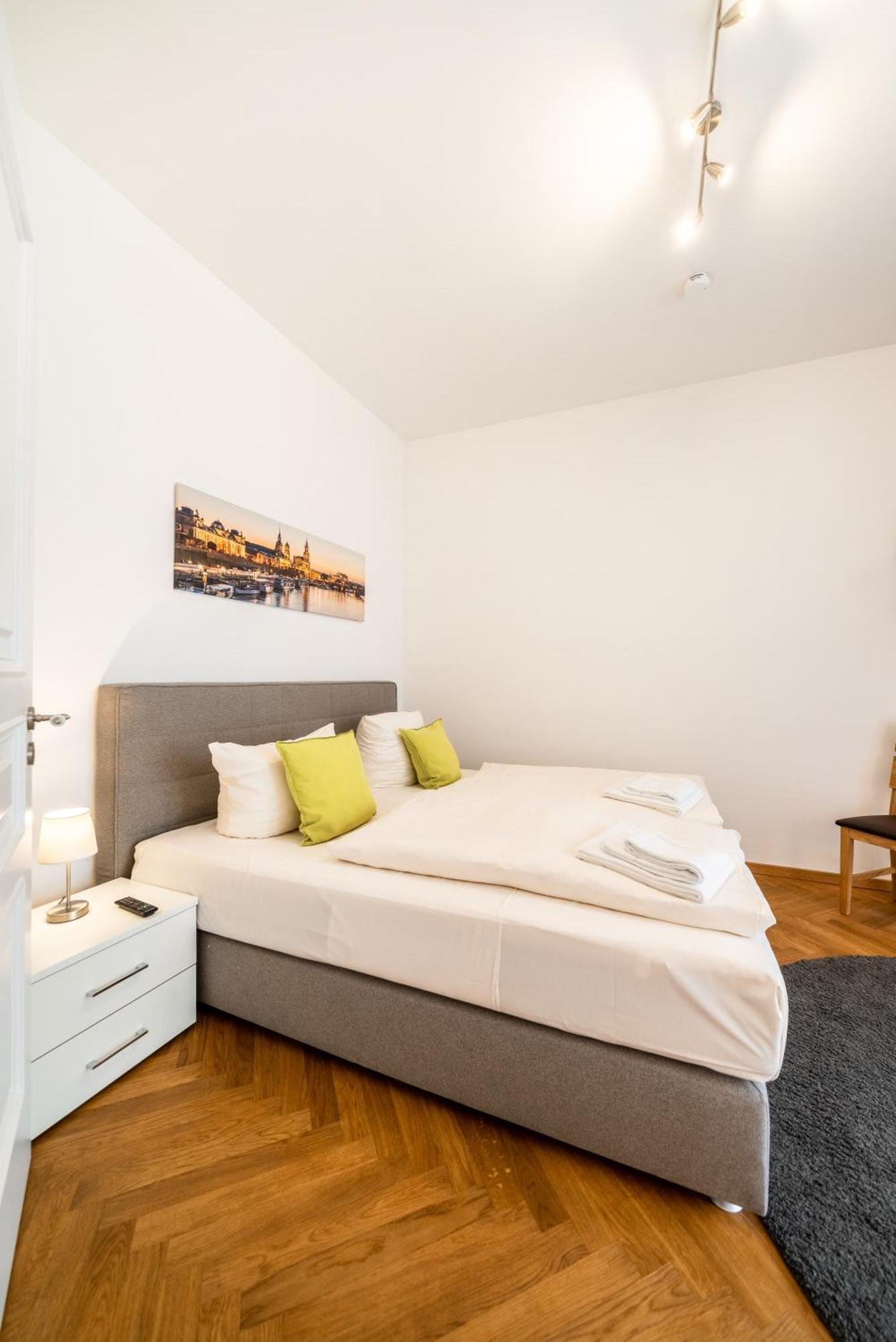 Familienapartment An Der Frauenkirche Dresda Esterno foto